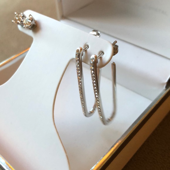 Earring set - Picture 3 of 4